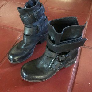 Vic Matie black moto boots, size 35